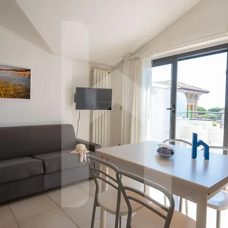 Holiday Rendez Vous Aparthotel Pineto Buitenkant foto